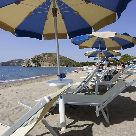 Villaggio Torre Saracena 3* Camerota